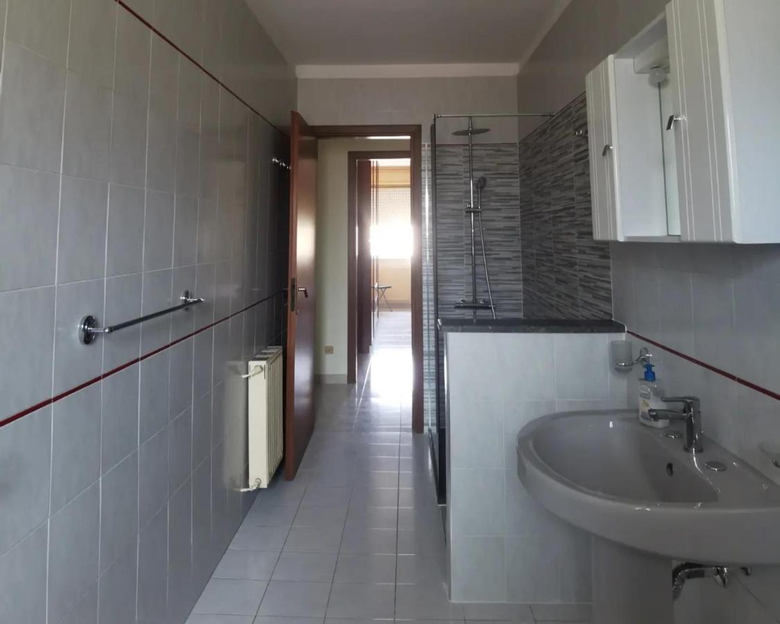 Lorenzo Guest Suite With Free Private Parking-- Cantieri Culturali Palermo Exterior foto