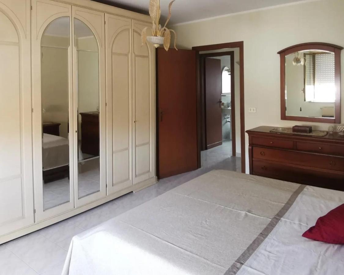 Lorenzo Guest Suite With Free Private Parking-- Cantieri Culturali Palermo Exterior foto